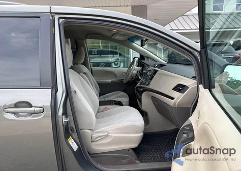 2012 Toyota Sienna Le from USA, damaged, VIN 5TDKK3DC2CS206057